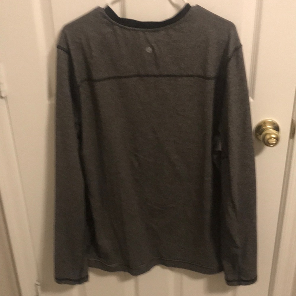 Lululemon Metal Vent Tech long sleeve